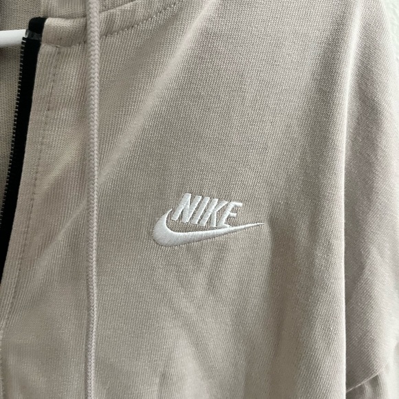 Nike zip up jacket brand new - Picture 2 of 4